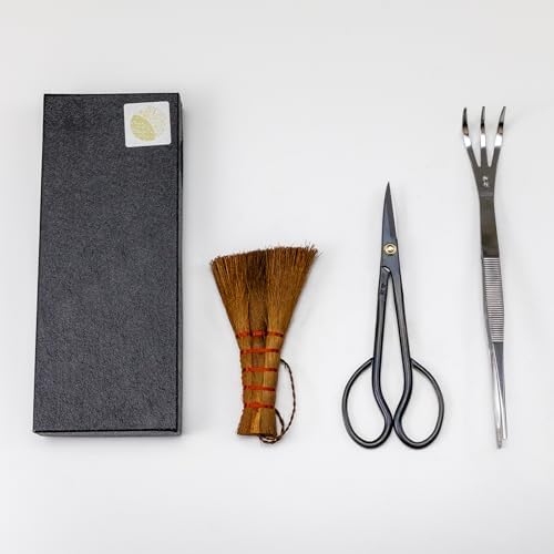 wazakura japanese bonsai garden tool starter kit, satsuki shown in use