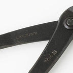 wazakura bonsai wire and jin pliers 8.3in, hand, close-up detail