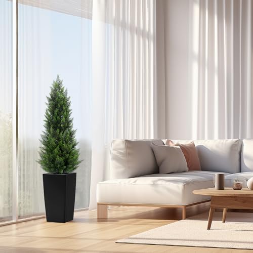 5ft tall artificial cedar topiary tree with compact, package contents