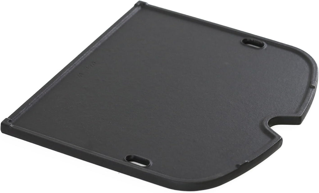 7034 Cast Iron Griddle Plate for Weber Traveler 9010001 Gas Grill | Cooking Griddle Insert for Portable Outdoor BBQ Grill Replacement Parts Non‑Stick Porcelain Raised Edge for Breakfast