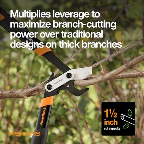 fiskars 18” powergear2 garden bypass loppers, 1.5" capacity shown in use