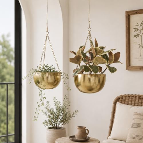 deco 79 metal wall planter, set of 2, close-up detail