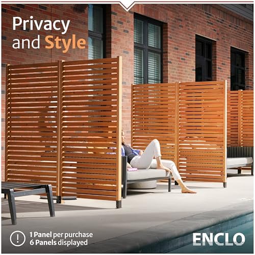 enclo slatted freestanding/surface mounted privacy screen, cedar wood, close-up detail