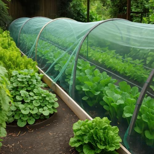 green diy mosquito net fabric | 10x10 ft, close-up detail