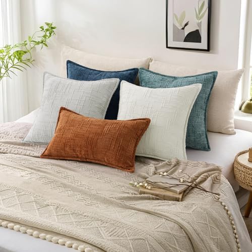 decoruhome chenille decorative throw pillow covers 20x20 set, package contents