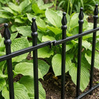 garden border fence, 23" w x 17" h, side view