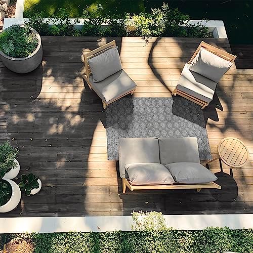 garland rug garden trellis 4 ft. x 6 shown in use