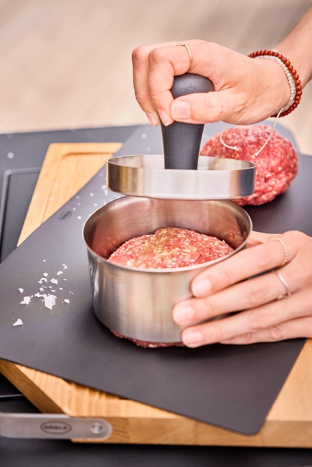 Rösle Burgerpresse PRO, Stainless Steel Burger Press, 11 cm Patty Maker, Dishwasher Safe, 12 x 12 x 9 cm