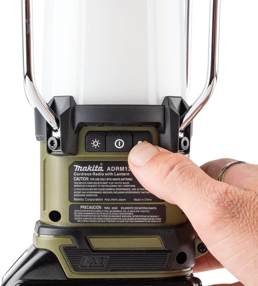 Makita ADRM13 Outdoor Adventure™ 18V LXT® Bluetooth® Radio and L.E.D. Lantern | Bluetooth Radio and L.E.D. Lantern