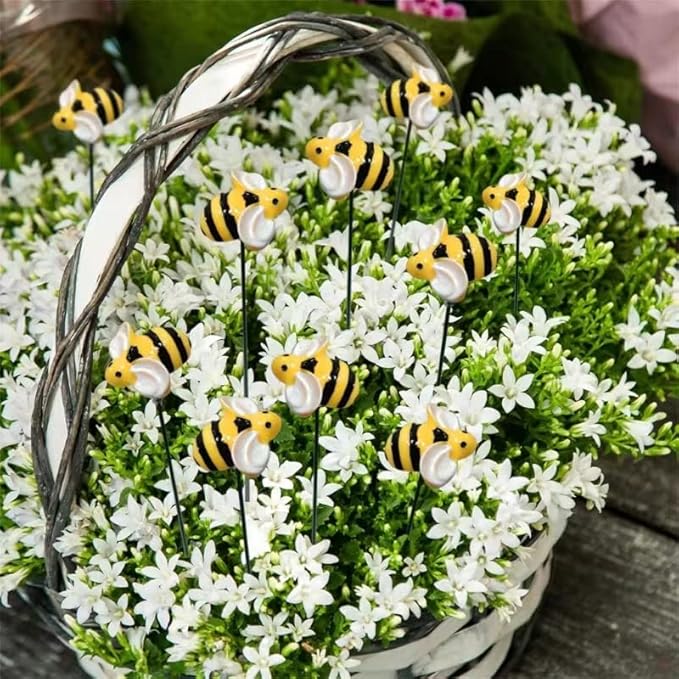 DYJAGYO 10Pcs Bee Garden Stakes Decor, Flower Pot Bed GardenDecorGarden Stakes Decorative, Honey Bee Decor for Yard and Garden, (10Pcs)