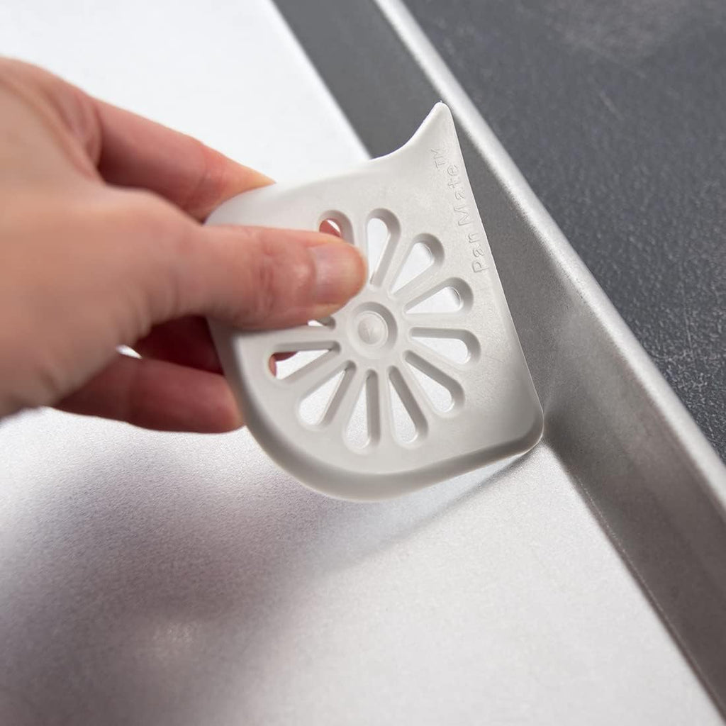 Rada Cutlery 2-Piece Daisy PanMate Scrapers (B300) | Nylon Food Scraper, 2.5" x 3", White