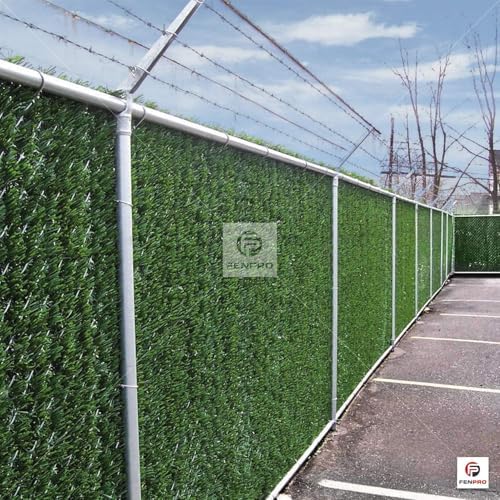 privacy fence screen 4'x10' hedge slats for chain on a desk or shelf