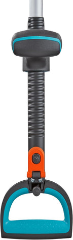 gardena 1.10" cut capacity 46'' bypass pruning lopper, close-up detail