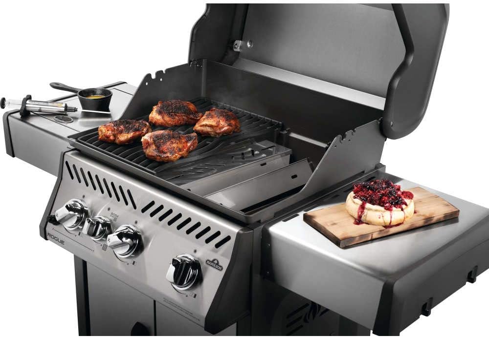 Napoleon Stainless Steel Smoker Box 67013 Add Smoky Flavor to BBQ, Easily Turn Gas Grill Into Smoker, Add Wood Chips or Chunks to Smoke Food on Barbecue 16.25 x 2.54 x 3.5