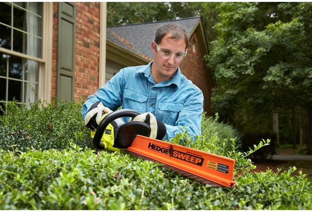 Ryobi 22 in. 18-Volt Cordless Hedge Trimmer