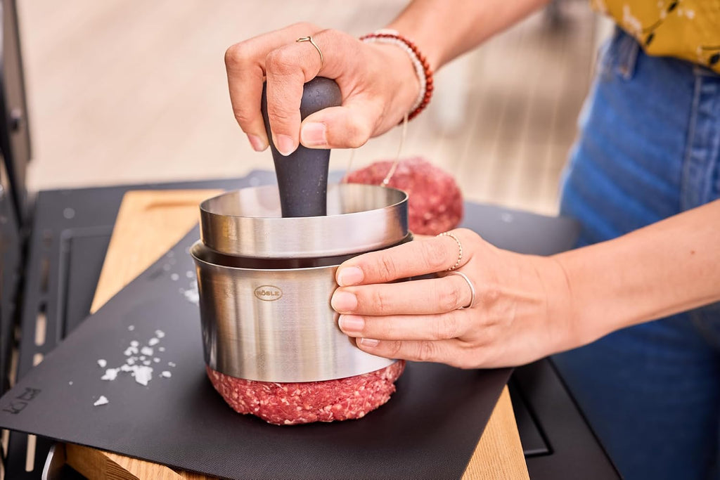 Rösle Burgerpresse PRO, Stainless Steel Burger Press, 11 cm Patty Maker, Dishwasher Safe, 12 x 12 x 9 cm