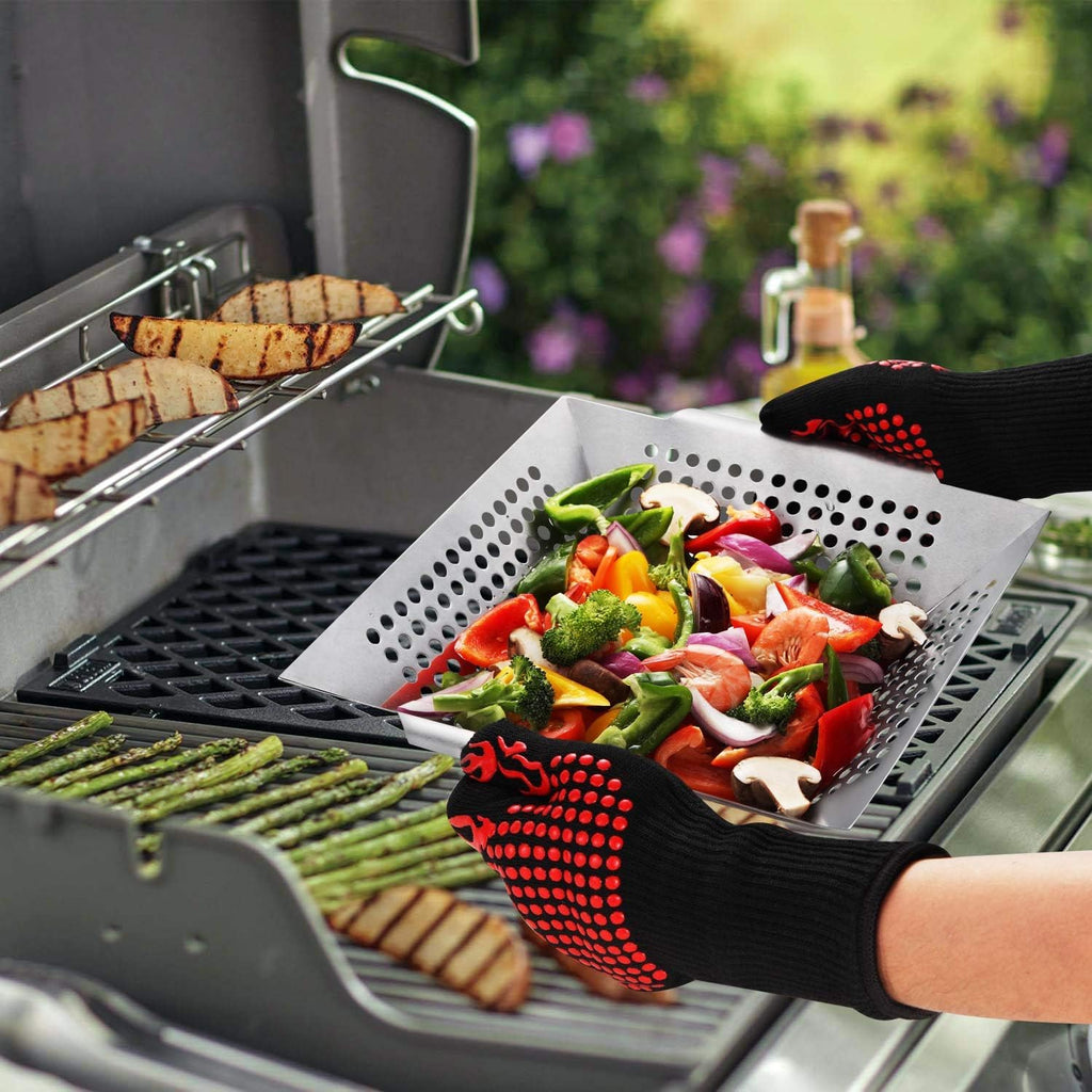 3 Pack Grill Baskets for Outdoor Grill, Heavy Duty Stainless Veggie Pan Set | Vegetable Grill Basket, Grilling Accessories for All Grills & Smokers, Space-Saving 1 Large, 2 Small, Grilling Gifts for Men