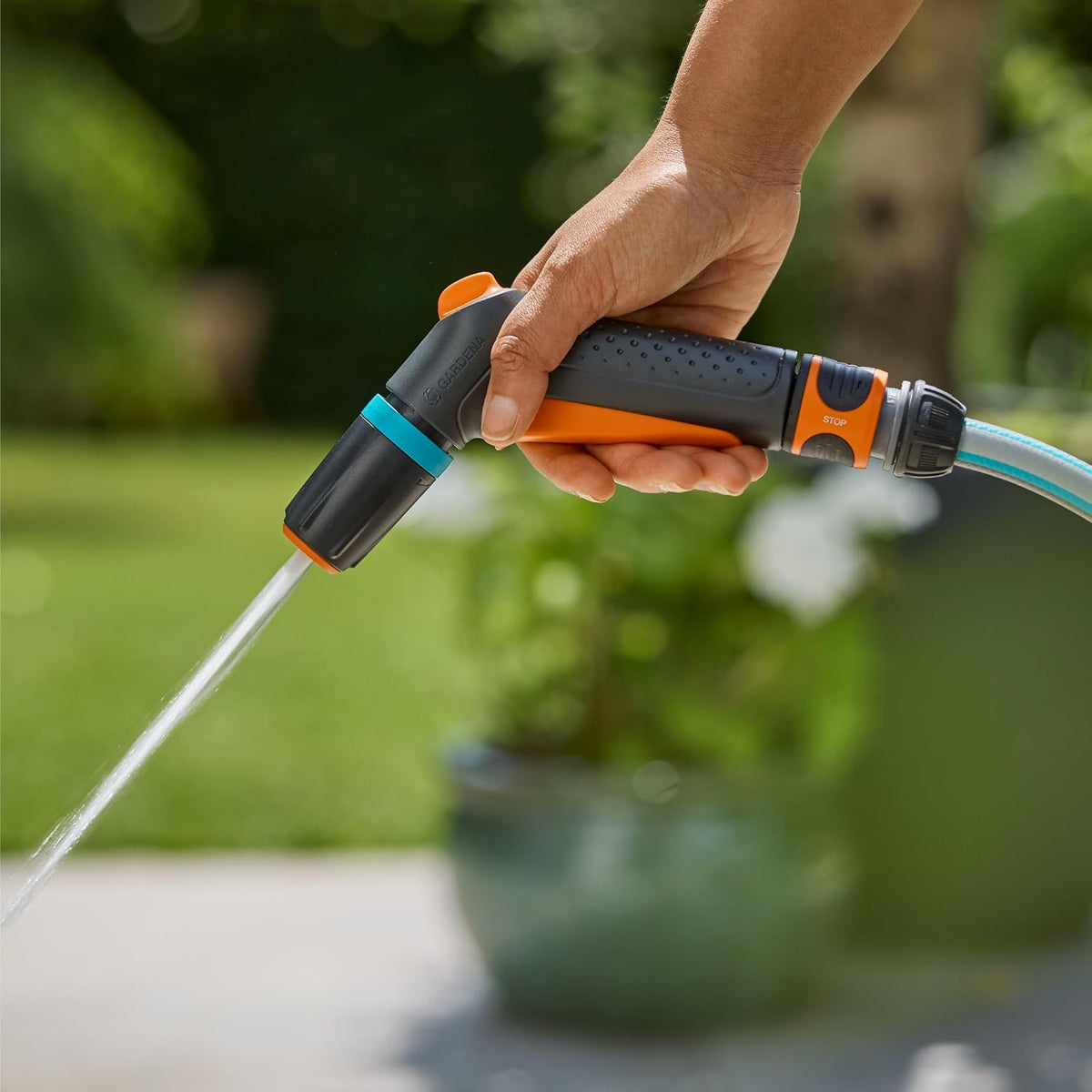 gardena classic cleaning nozzle starter set sprayers &, close-up detail