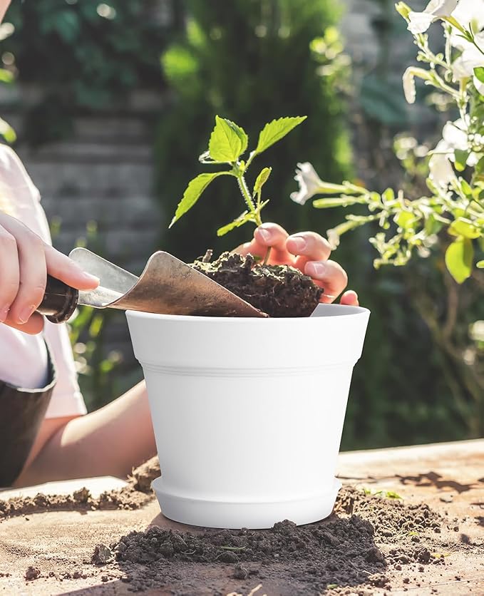 homenote Plant Pots,6/7.5 Inch Flower Pots for Plants Plastic Planters for Indoor with Multiple Drainage Holes and Trays, for All Home Garden Flowers Succulents,Outdoor(White,10 Pack)