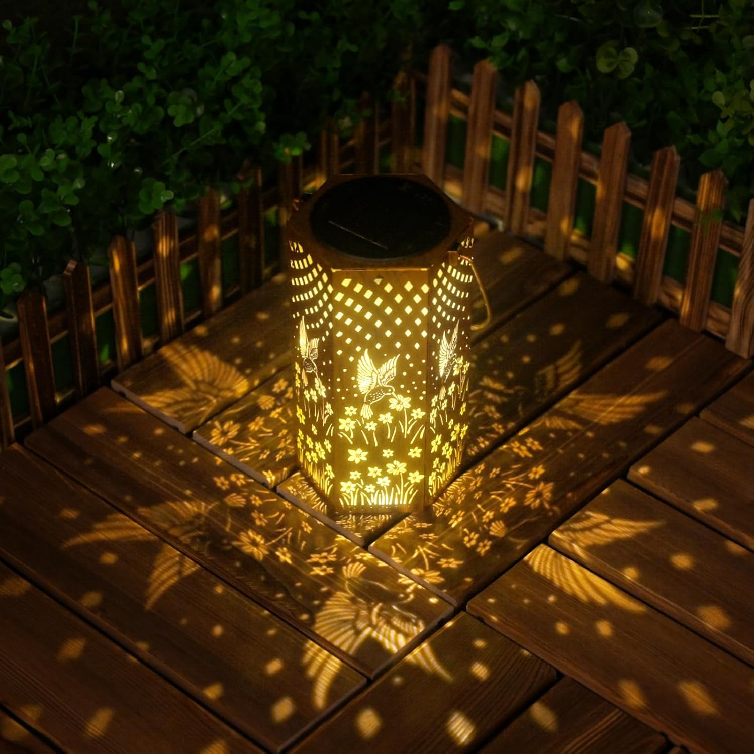 Hummingbird Solar Lanterns Outdoor Waterproof Garden Decor - Birthday Gifts for Women Men Mom Father Garden Gifts, Solar Lights Outdoor Decor for Patio, Outside, Yard, Lawn, Pathway
