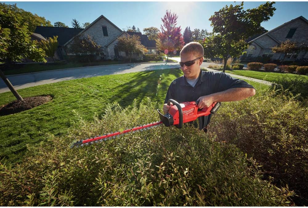 Milwaukee Electric Tools 2726-20 FUEL Hedge Trimmer