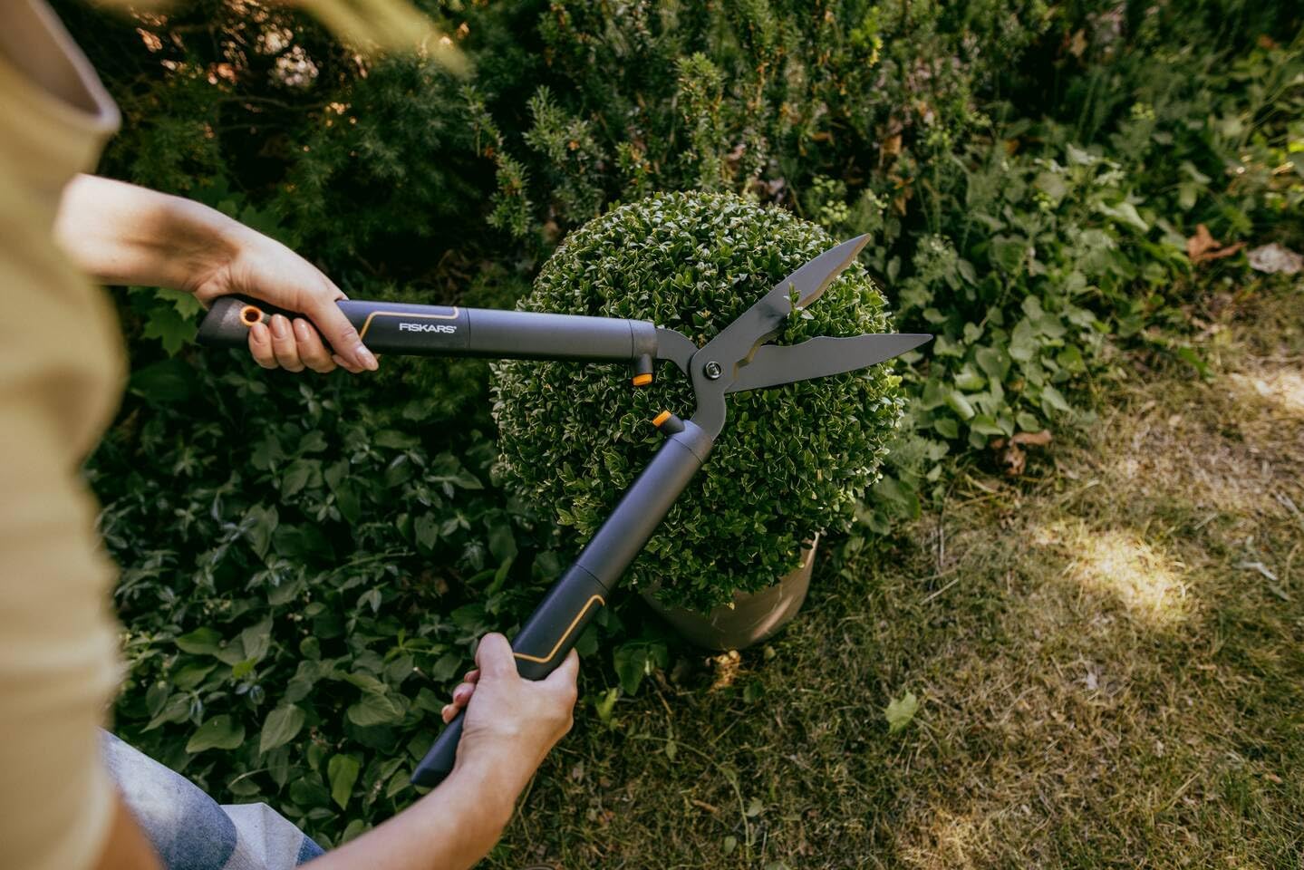 Fiskars SingleStep Hedge Shear Wavy Blade HS22 114730