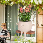 Smiley Face Flower Pot, Swinging Smiley Face Hanging Planter, Cute Swinging Planter, Hanging Planter with Unique Design, Suitable for Indoor and Outdoor Decoration