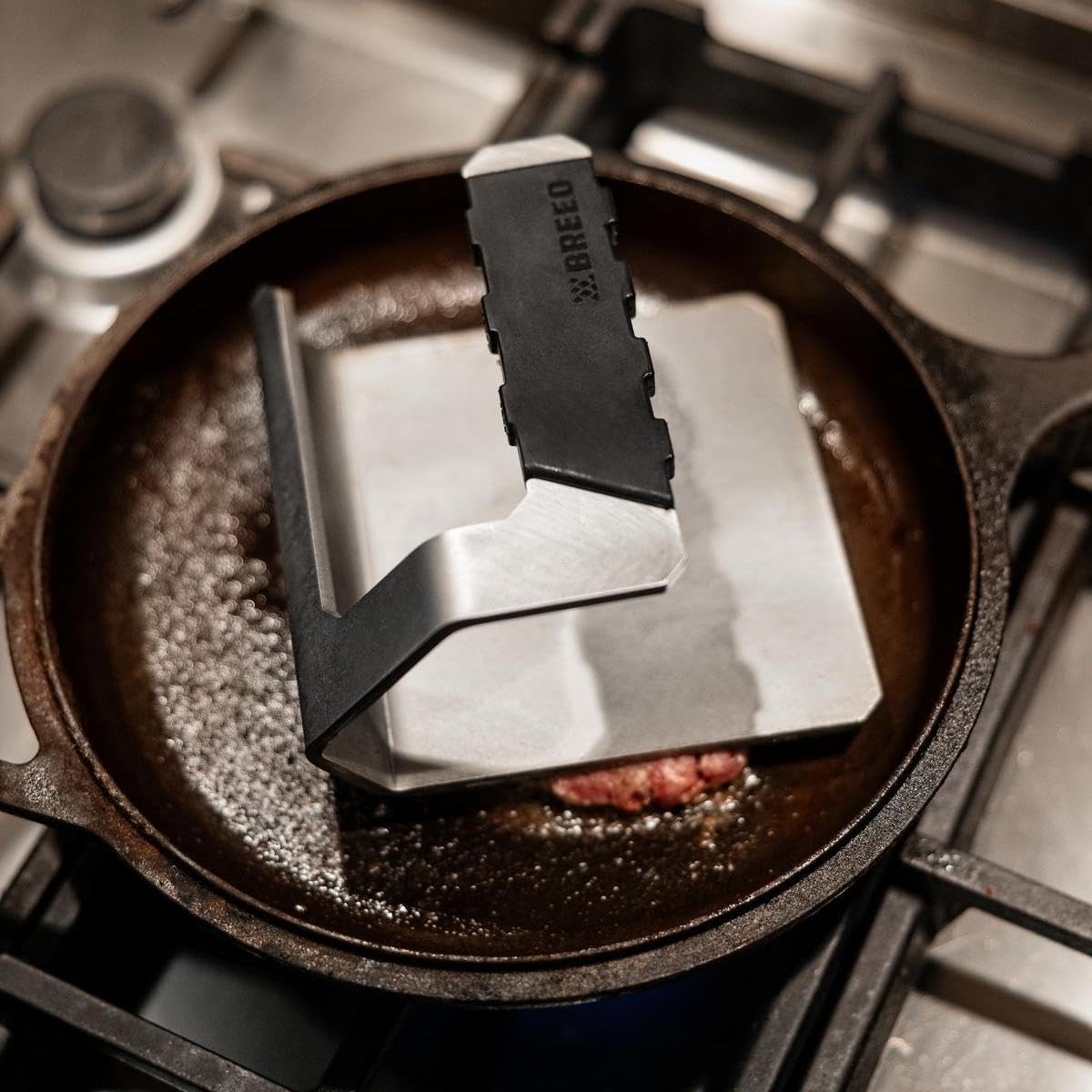 Breeo Griddle Press 2.6 lbs - Heavy-Duty Stainless Steel Smash Burger Press | For smash burgers, patty, steak & sandwiches, flat top grill & griddle accessories, USA made