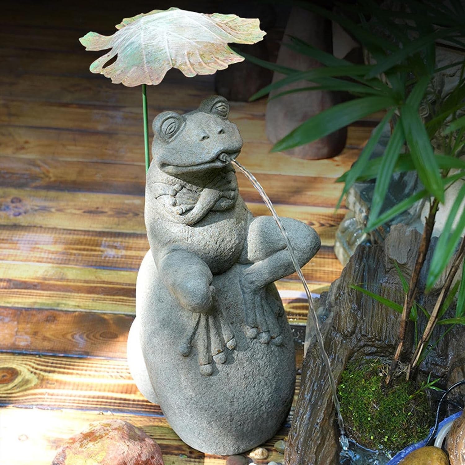 Garden Pond Spitters Statue Pond Water Feature Fish Pond Water Circulation Outlet Landscaping for Outdoor Patio Yard(Meditating Frog)