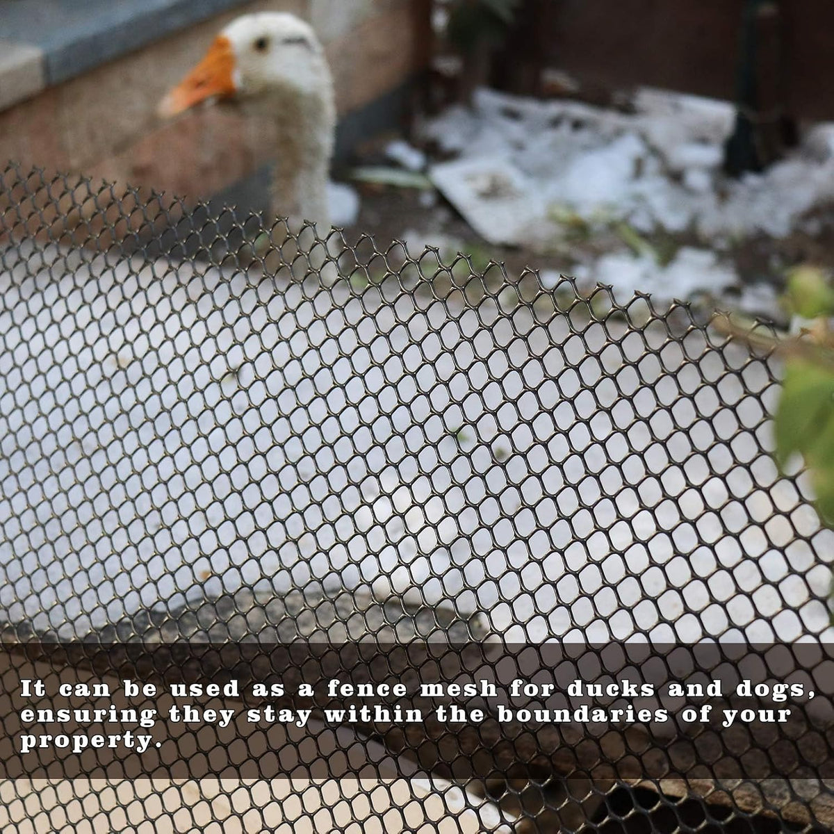 32.8 ft x 15.7 in roll mesh fence, close-up detail