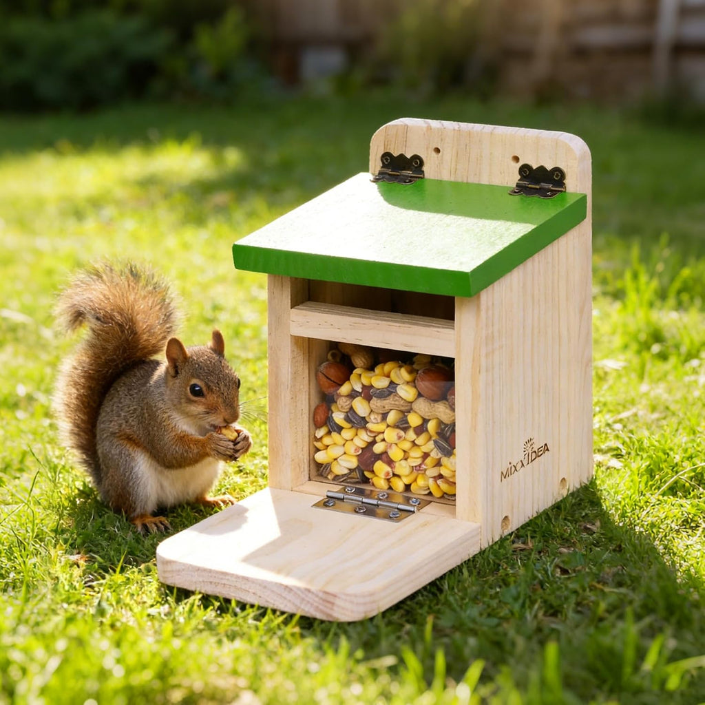 Squirrel Feeders for Outside Garden, Wooden Squirrel Feeder Box,Squirrel Feeding Stations with Green Cover, Easy to Fill Squirrel Feeding House(Green-1pk)