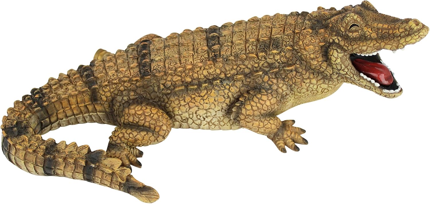 Design Toscano Striker The Alligator Spitter Piped Statue