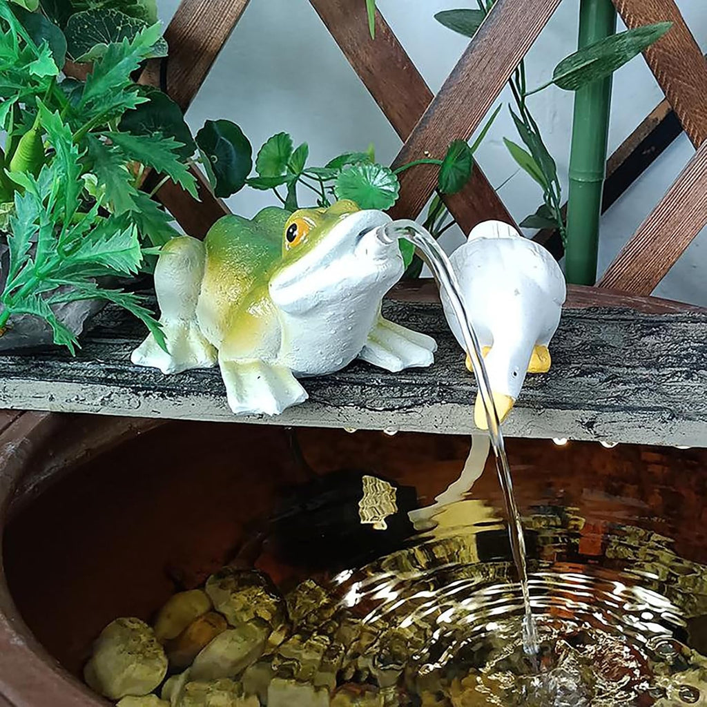 Pond Spitter, Resin Frog Water Spitter Statue, Water Feature Outdoor Fountain, Stylish Ornament for Balcony, Courtyard, Patio and Home Office