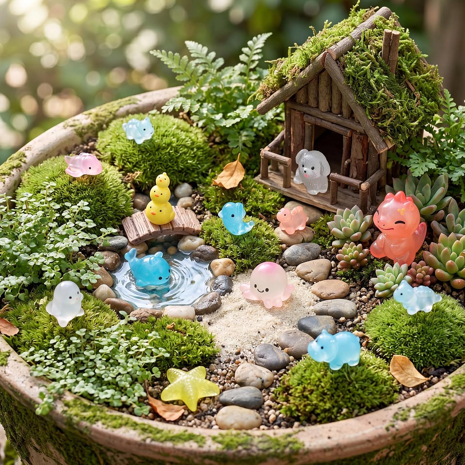 Prudiut 260Pcs Mini Resin Animals Luminous Tiny Resin Figures to Hide, Glow in Dark Animals Bulk for Micro Landscape Aquarium Decor Fairy Garden Dollhouse Accessories Party Favors