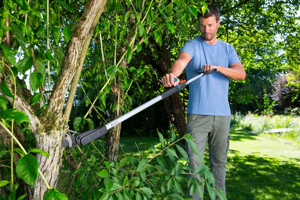 gardena 1.10" cut capacity 46'' bypass pruning lopper showing dimensions