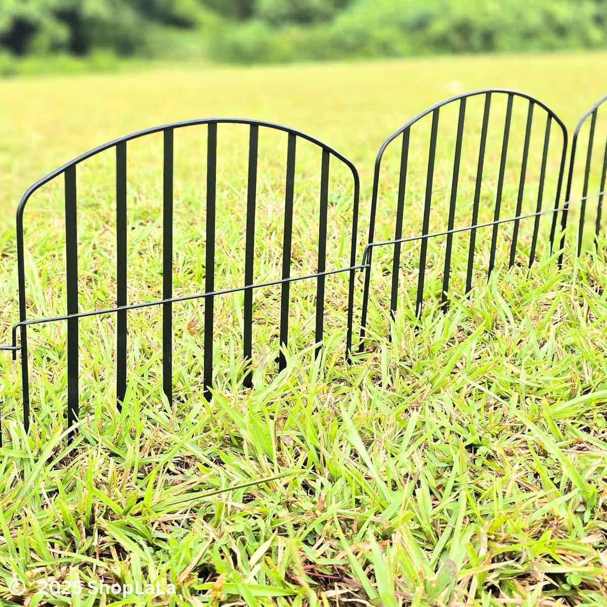shoplala decorative fence (20 panels) 13in(l) x 16.5in(h), front angle view