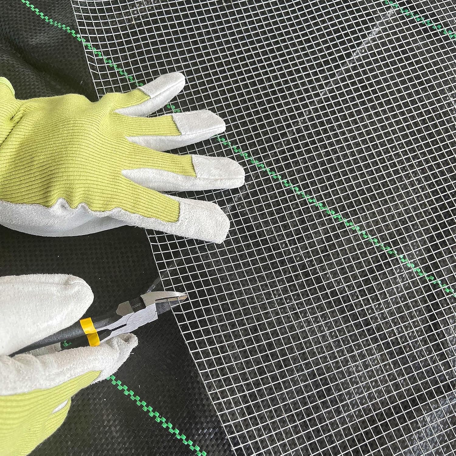 MTB Supply 23GA Galvanized After Welding Hardware Cloth 24 in x 50 ft - 1/4 x1/4 inch Mesh