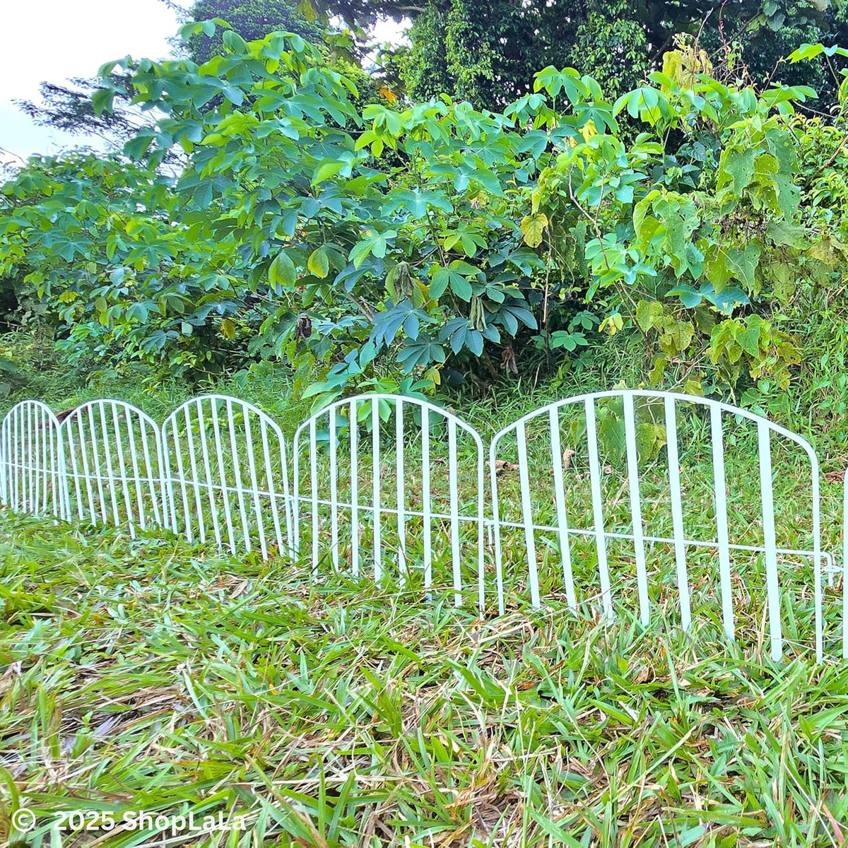 shoplala decorative fence (10 panels) 13in(l) x 16.5in(h) on a desk or shelf