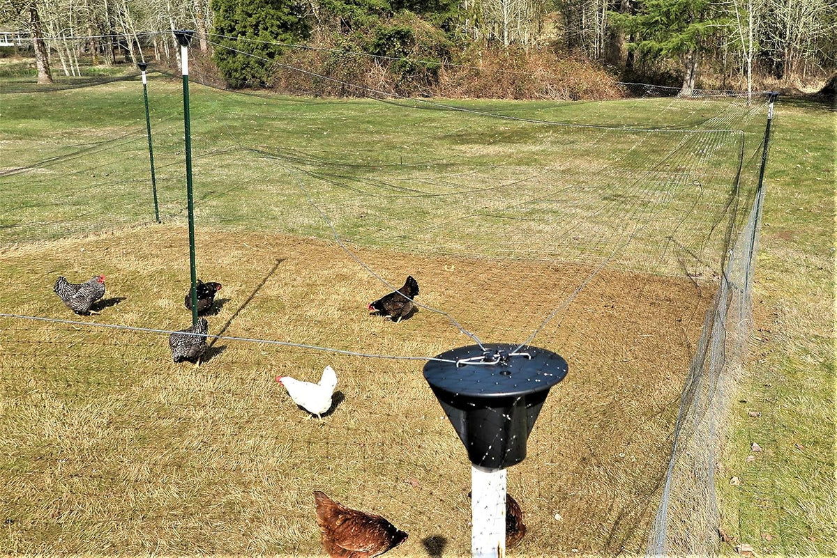 bird netting post caps for t-posts (5 pack), close-up detail