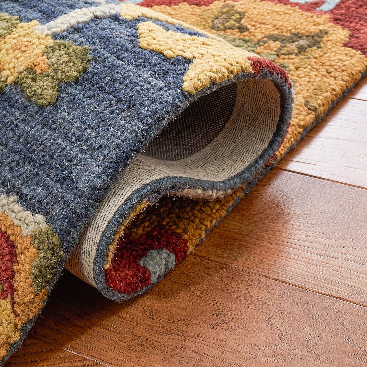 SAFAVIEH Blossom Collection Runner Rug - 2'3" x 6', Navy & Multi, Handmade Wool, Ideal for High Traffic Areas in Living Room, Bedroom (BLM401N)